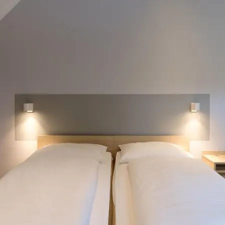 & Restaurant Prueser's 4*