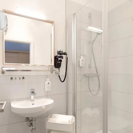 & Restaurant Prueser's 4* Hellwege