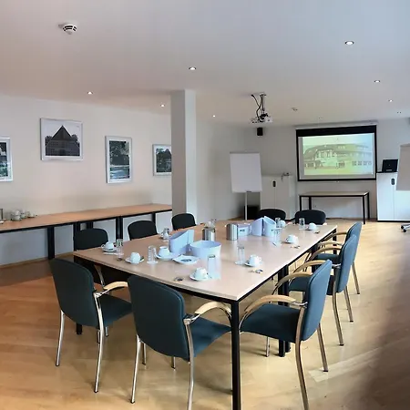 & Restaurant Prueser's